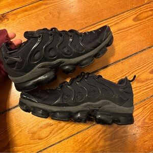 Nike Air Vapormax Plus Men’s 8 Black